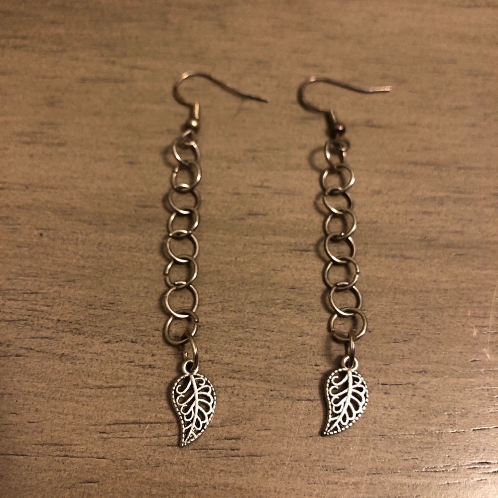 Vintage S925 Sterling Silver Leaf Dangle Earrings